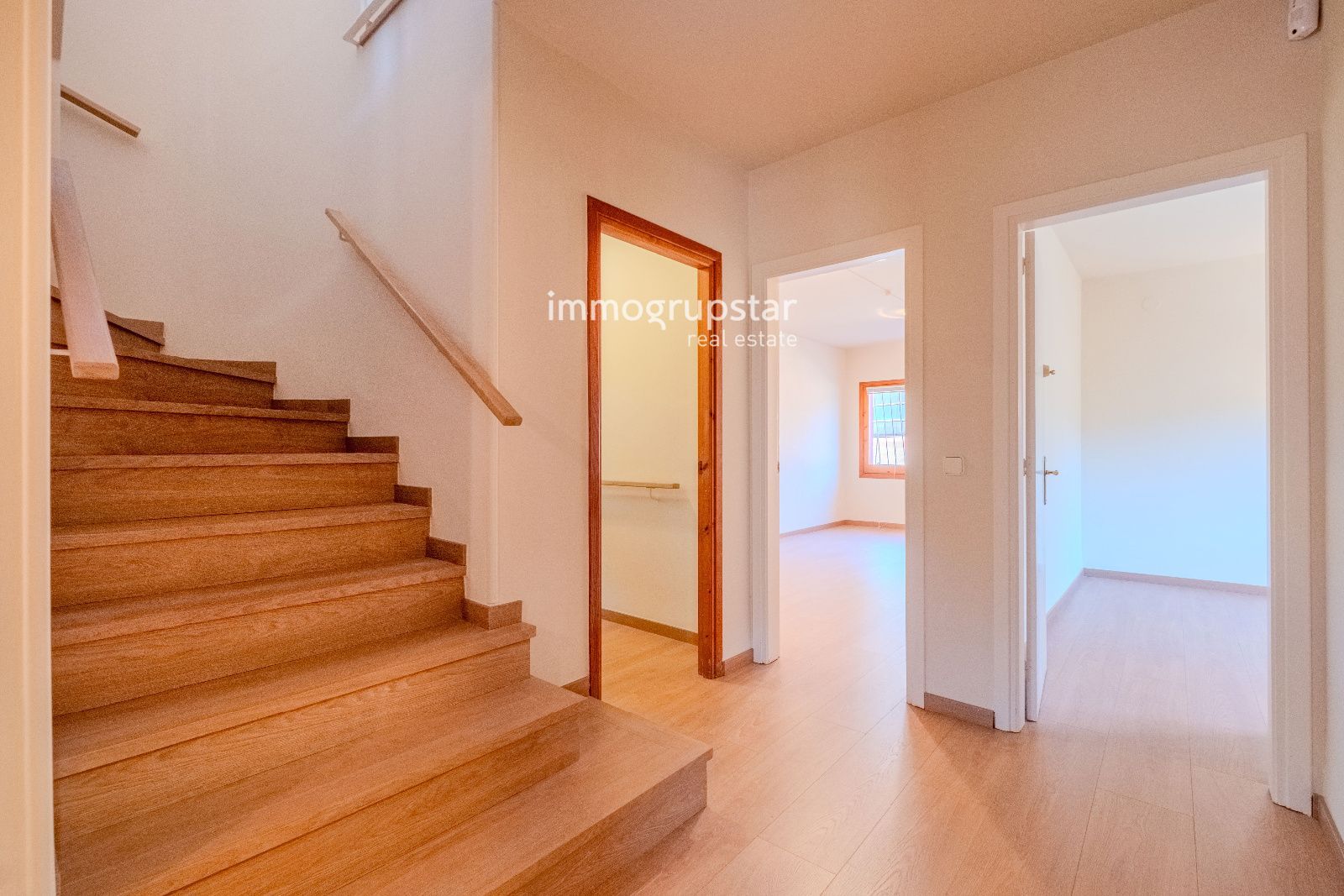 CHALET INDEPENDIENTE CON LICENCIA TURÍSTICA Y PISCINA EN MAS PERE - Foto 27