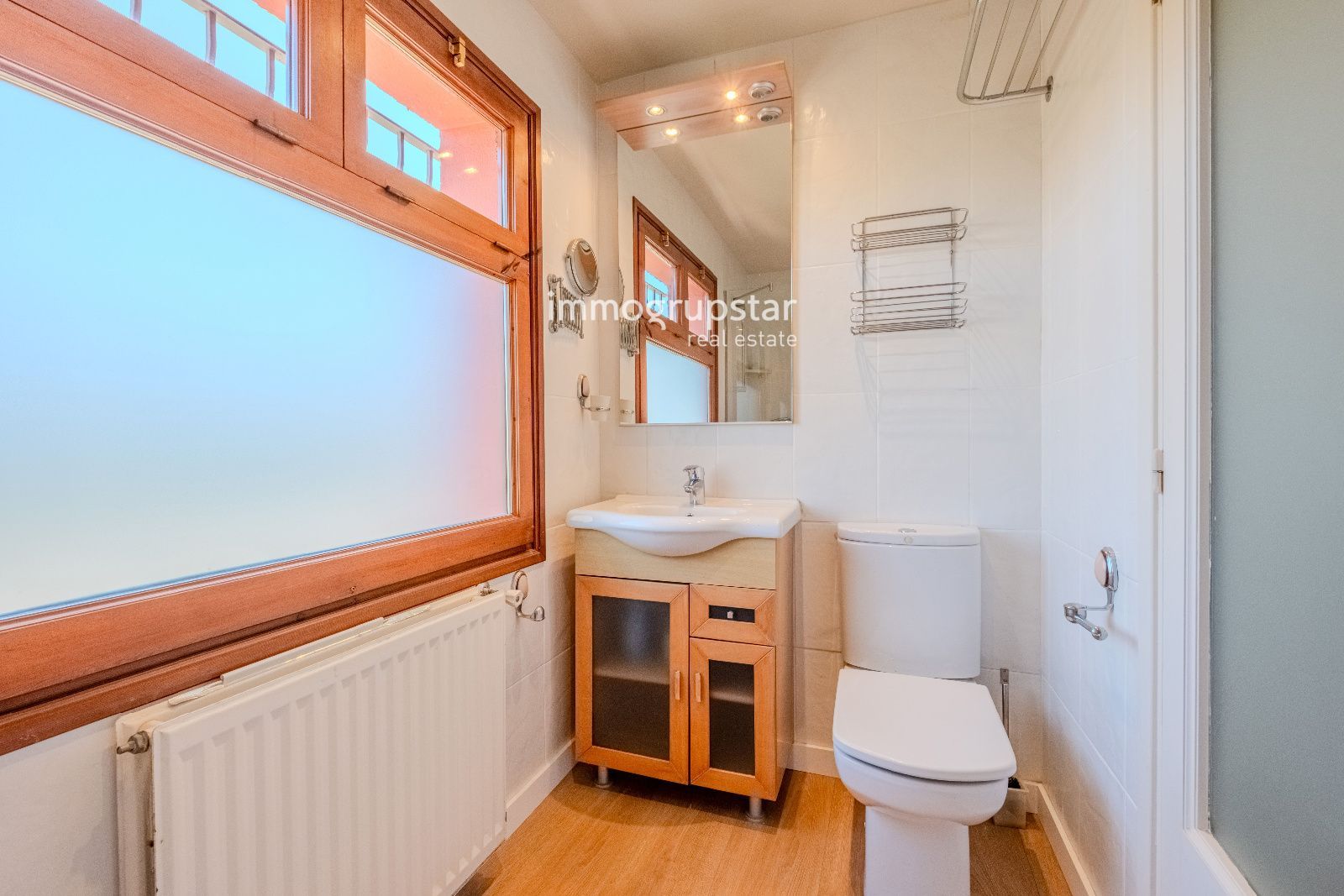 CHALET INDEPENDIENTE CON LICENCIA TURÍSTICA Y PISCINA EN MAS PERE - Foto 46