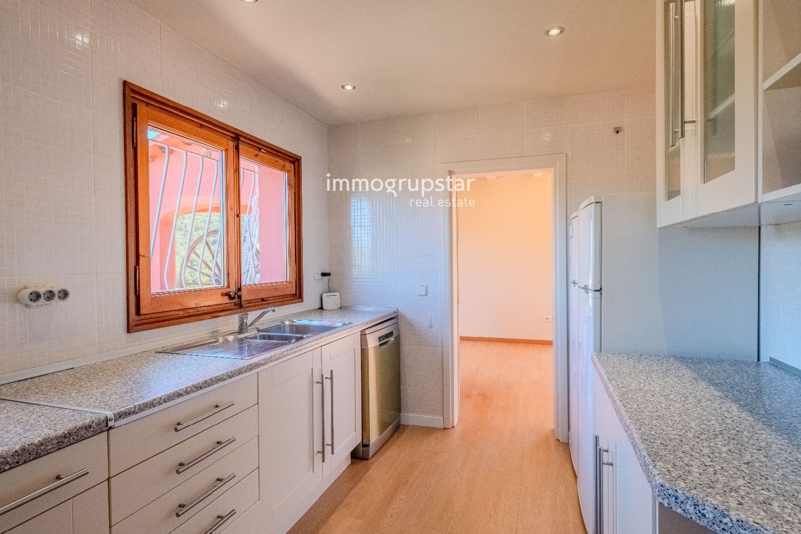 CHALET INDEPENDIENTE CON LICENCIA TURÍSTICA Y PISCINA EN MAS PERE - Foto 24