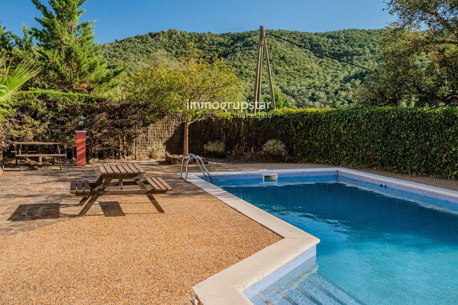 CHALET INDEPENDIENTE CON LICENCIA TURÍSTICA Y PISCINA EN MAS PERE - Foto 5