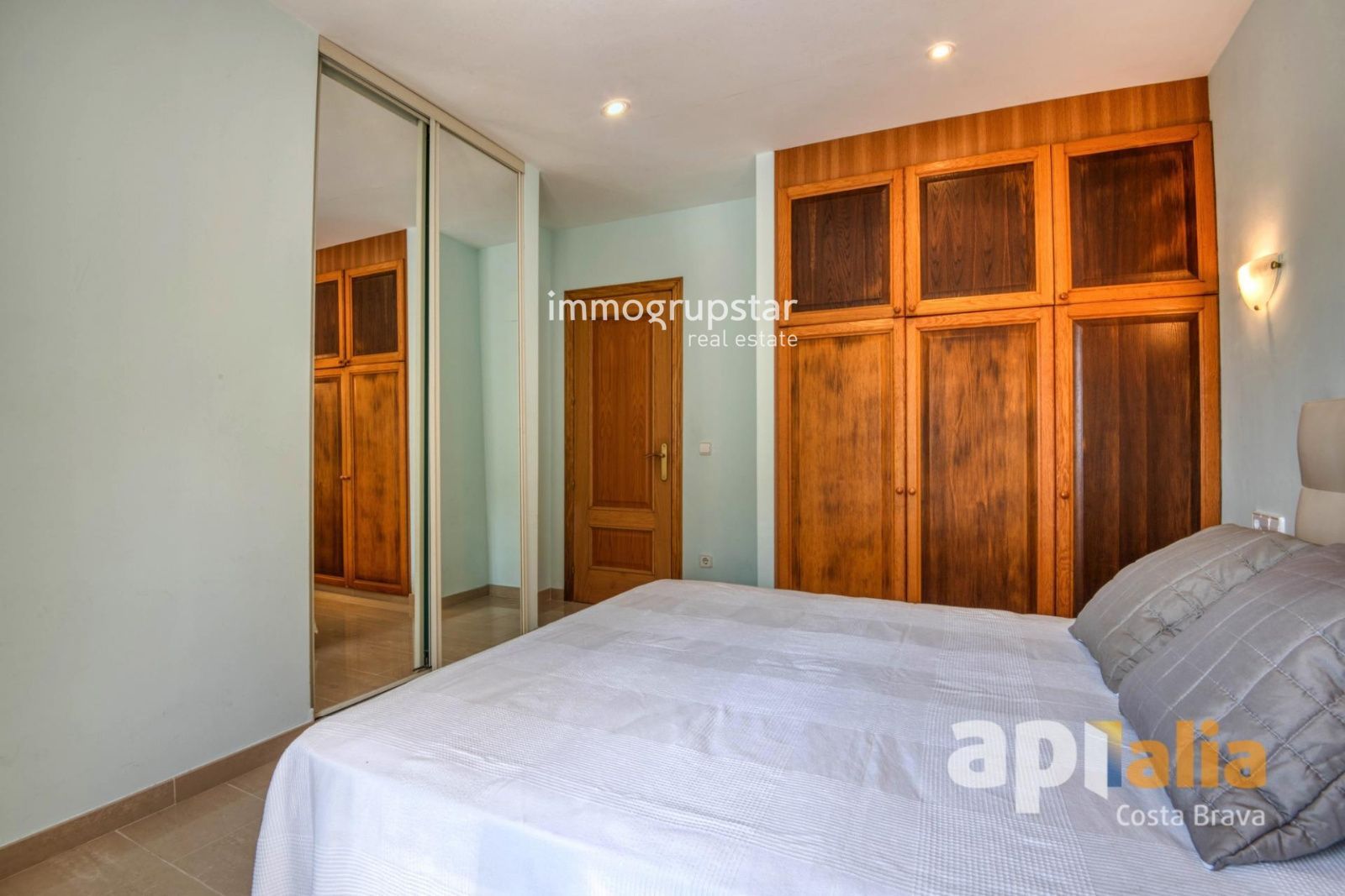 EXCLUSIVA APIALIA COSTA BRAVA | Casa con dos viviendas, piscina y vistas en Calonge - Foto 28