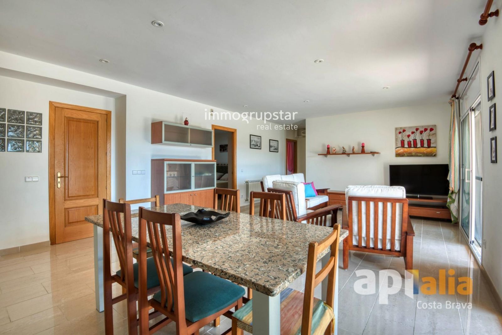 EXCLUSIVA APIALIA COSTA BRAVA | Casa con dos viviendas, piscina y vistas en Calonge - Foto 7