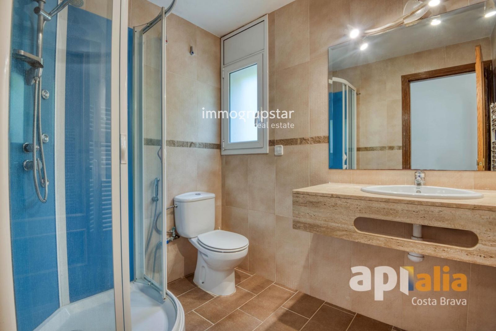 EXCLUSIVA APIALIA COSTA BRAVA | Casa con dos viviendas, piscina y vistas en Calonge - Foto 25
