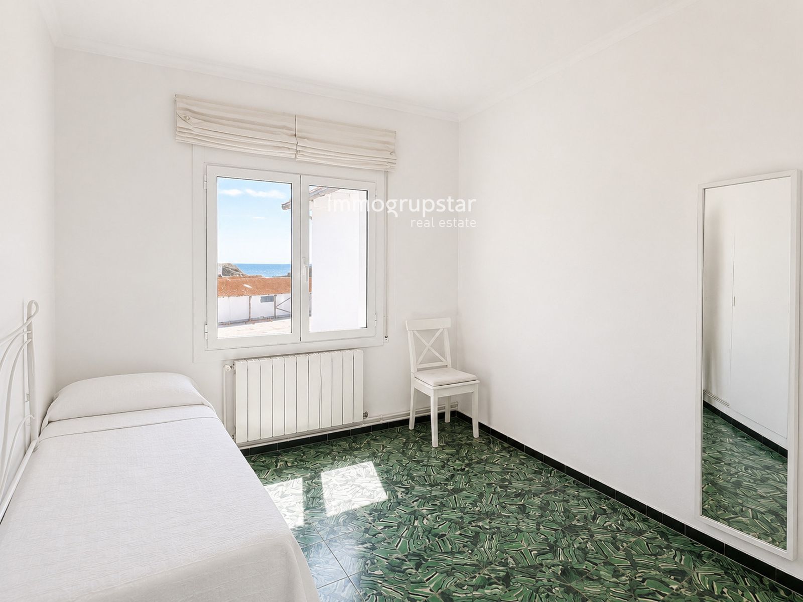Exclusivo apartamento con terraza, garaje y vistas en Palamós - Foto 19