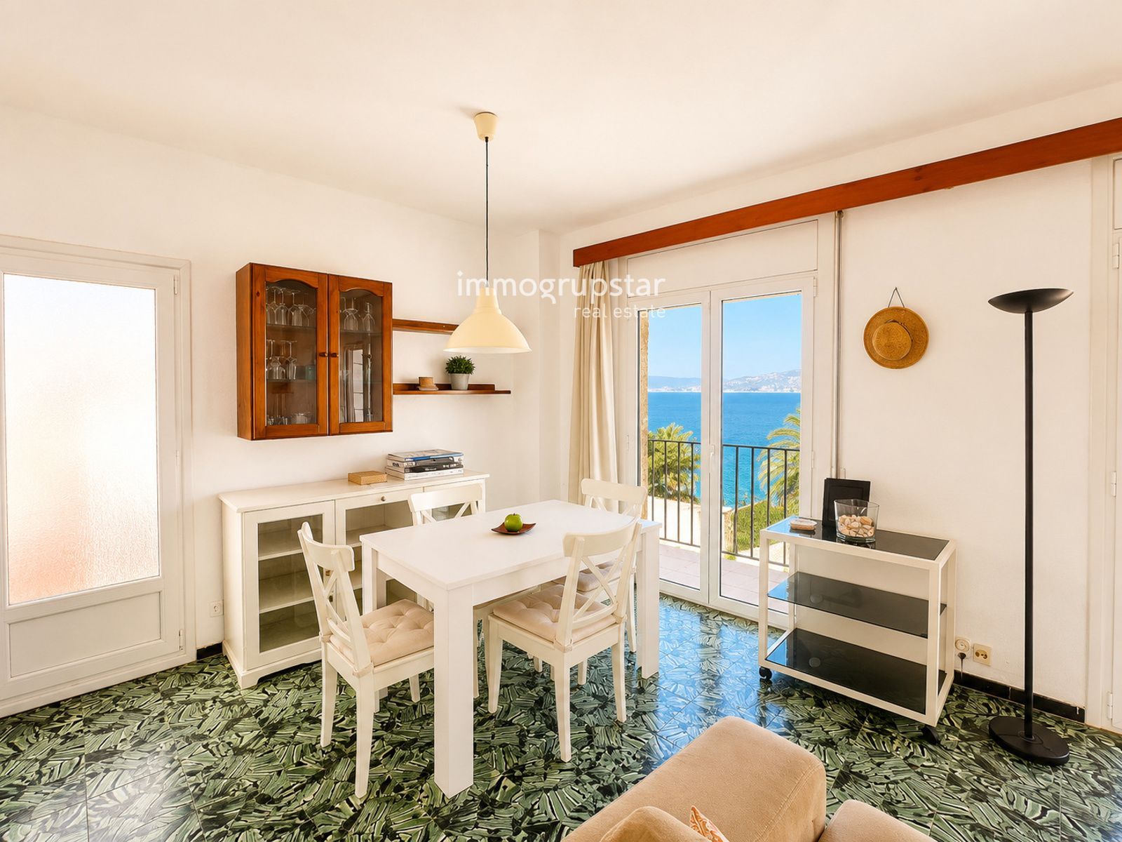 Exclusivo apartamento con terraza, garaje y vistas en Palamós - Foto 10
