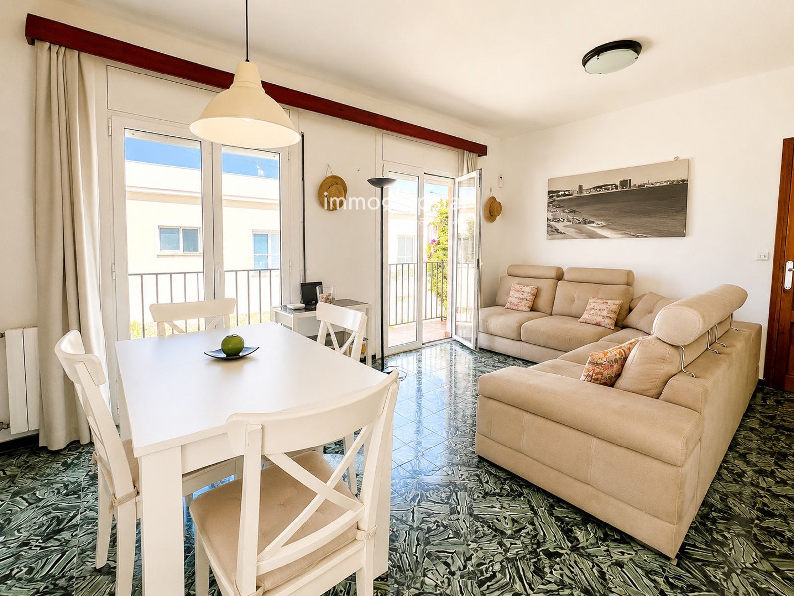 Exclusivo apartamento con terraza, garaje y vistas en Palamós - Foto 9