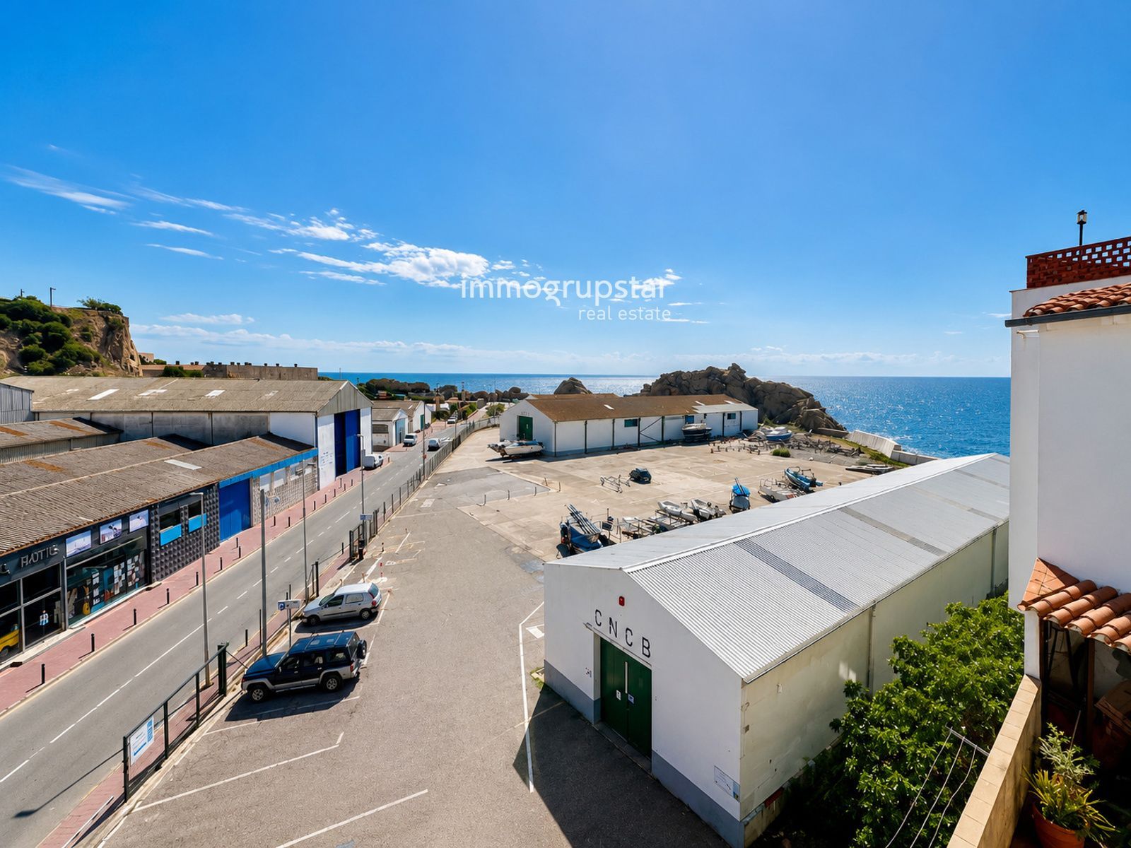 Exclusivo apartamento con terraza, garaje y vistas en Palamós - Foto 5