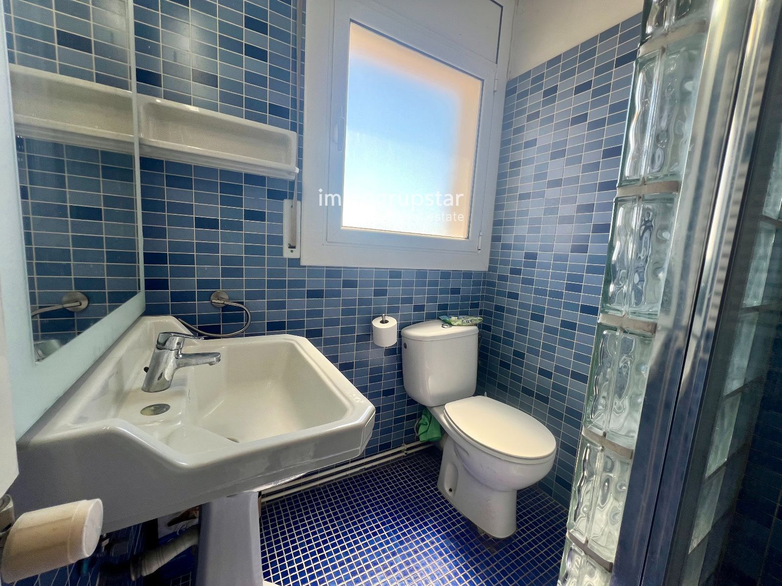 Exclusivo apartamento con terraza, garaje y vistas en Palamós - Foto 28