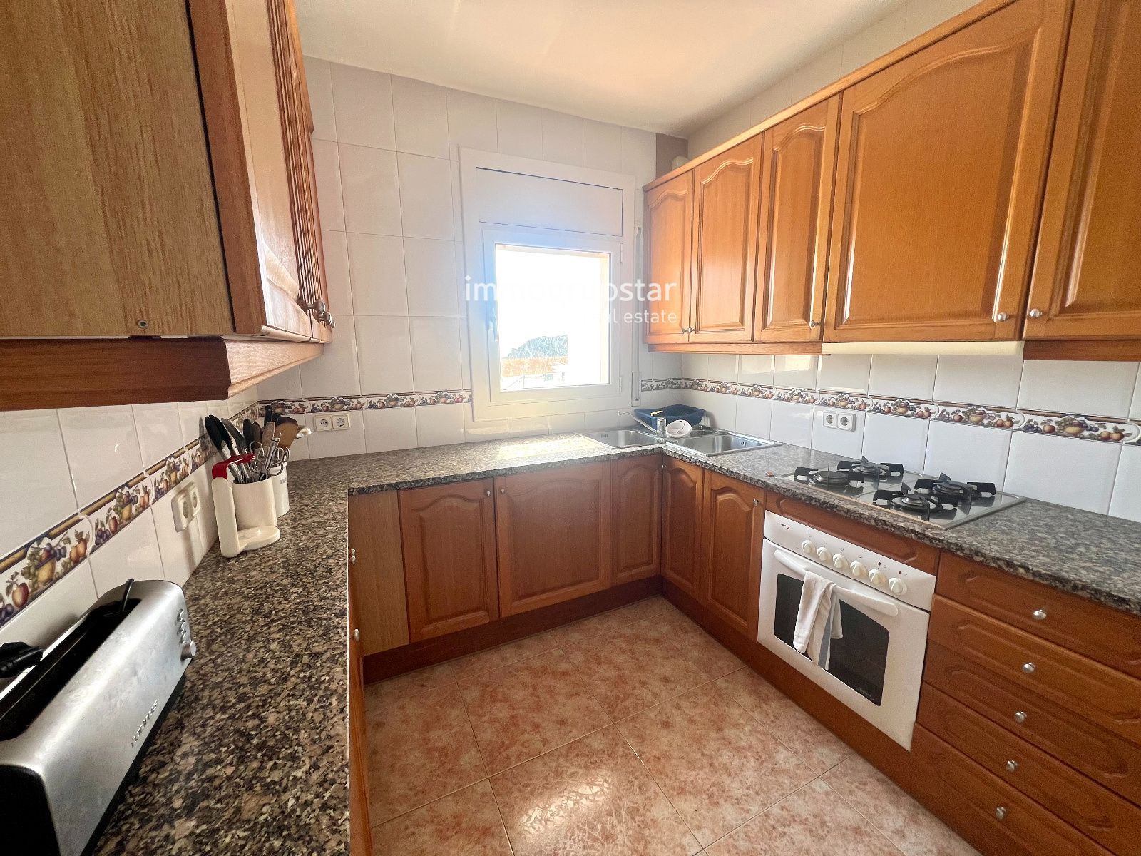 Exclusivo apartamento con terraza, garaje y vistas en Palamós - Foto 14
