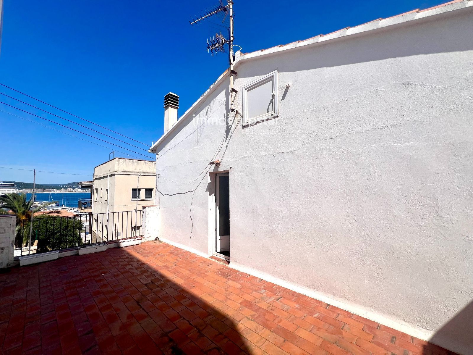 Exclusivo apartamento con terraza, garaje y vistas en Palamós - Foto 33