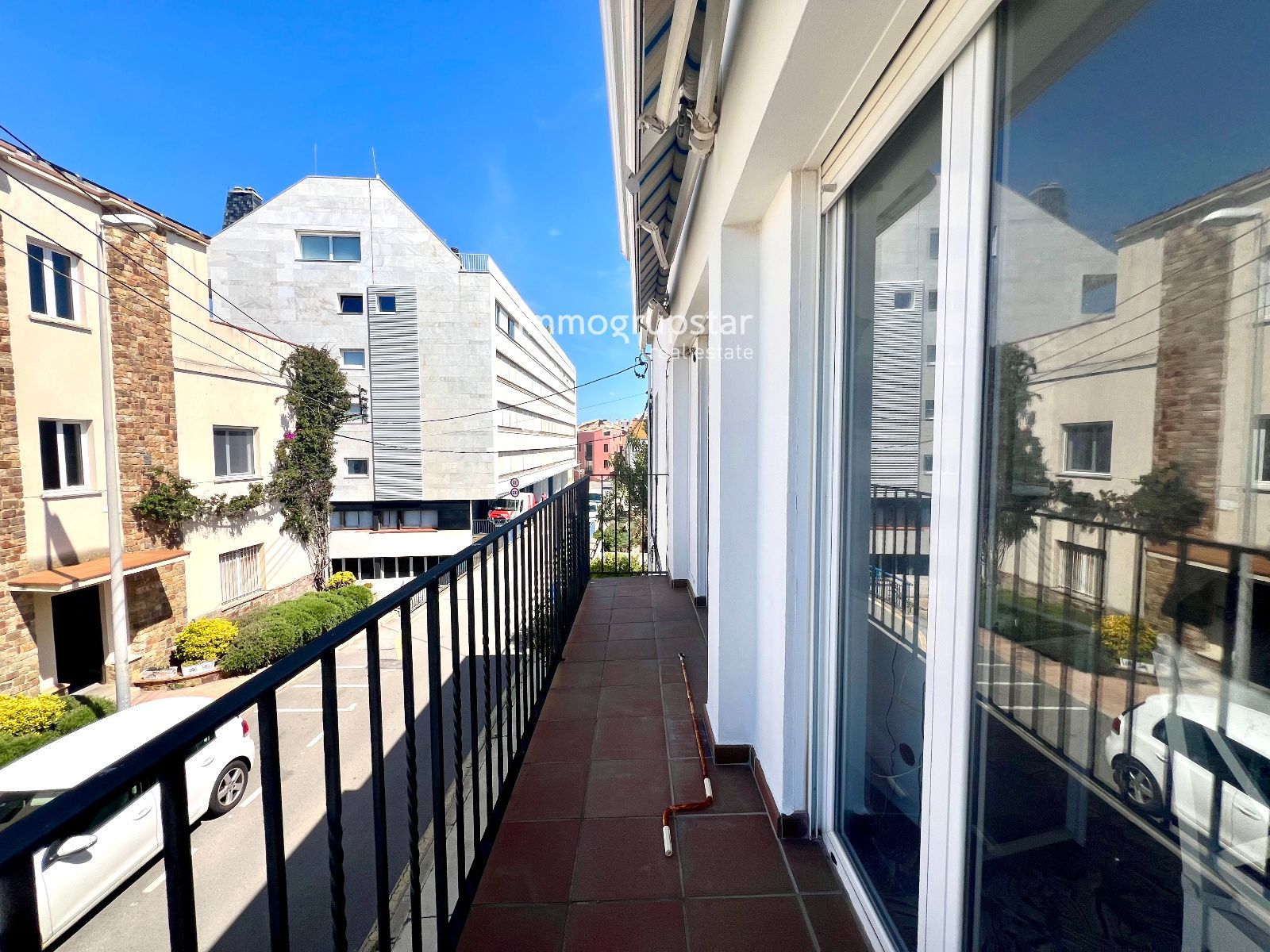 Exclusivo apartamento con terraza, garaje y vistas en Palamós - Foto 32