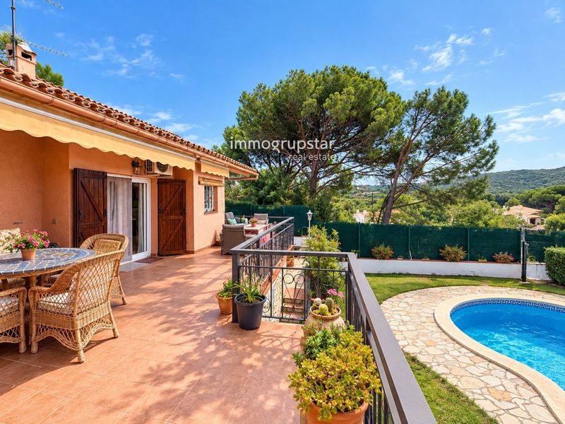отдельная вилла на продажу Calonge, Girona. Ref: 1472. Immogrupstar