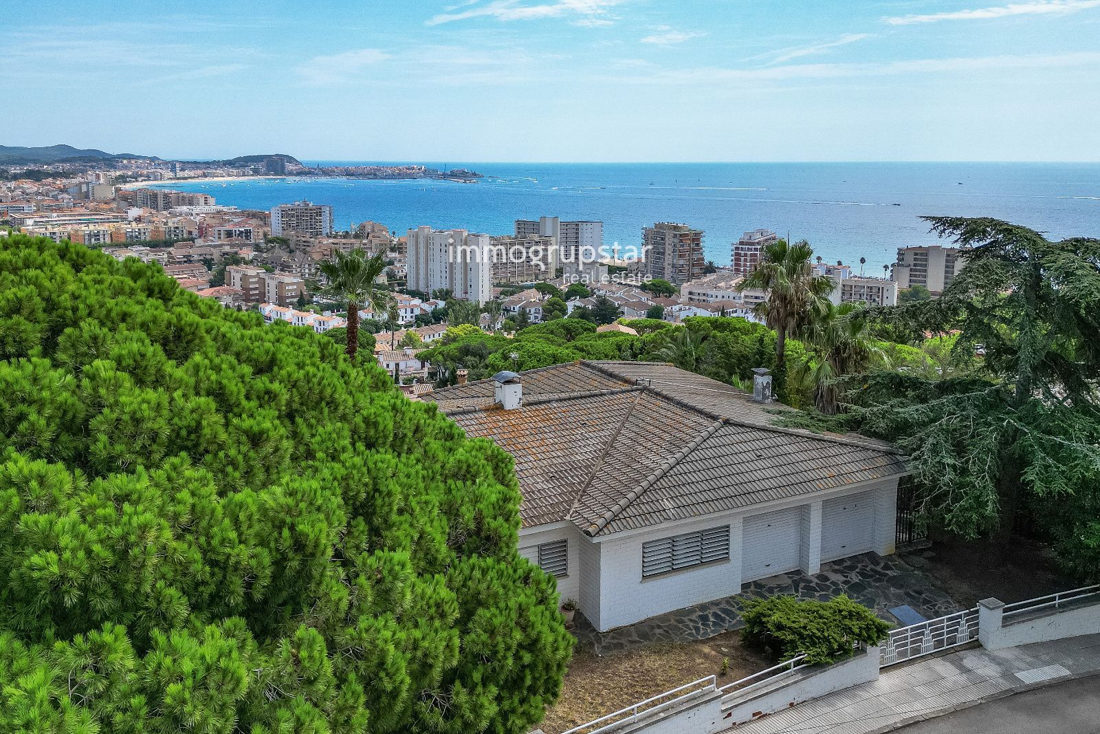 Espectacular Villa con vistas al mar en la urbanización Mas Vilà, Sant Antoni de Calonge. - Foto 3
