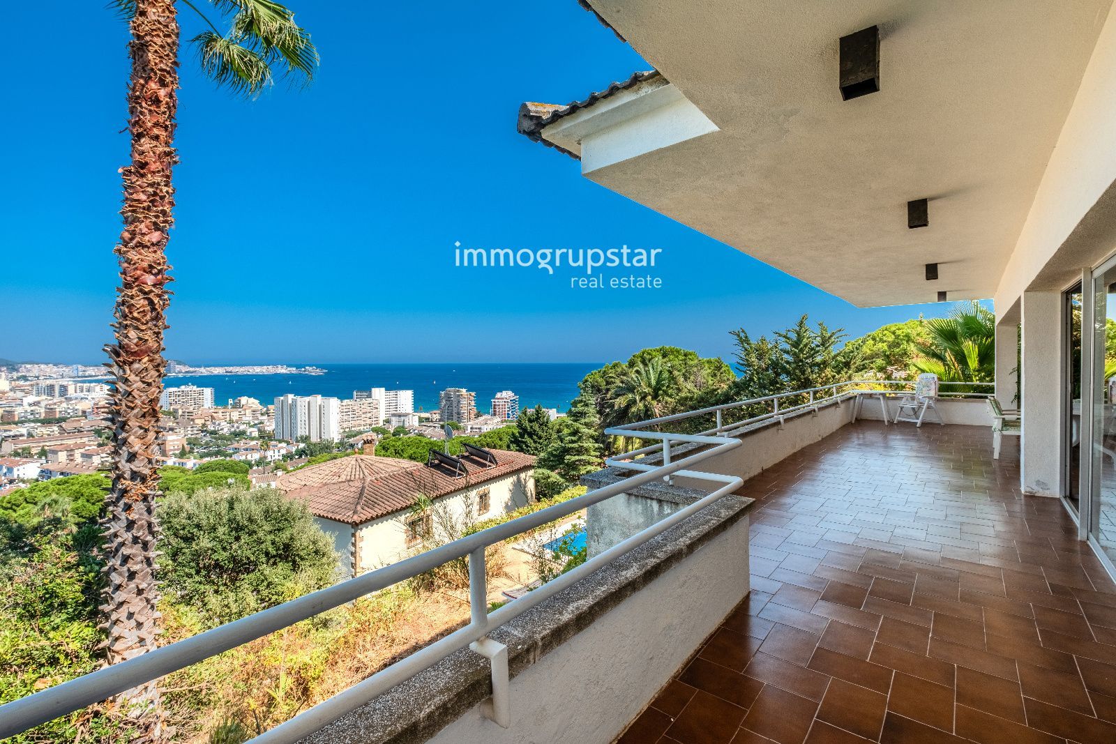 Espectacular Villa con vistas al mar en la urbanización Mas Vilà, Sant Antoni de Calonge. - Foto 9