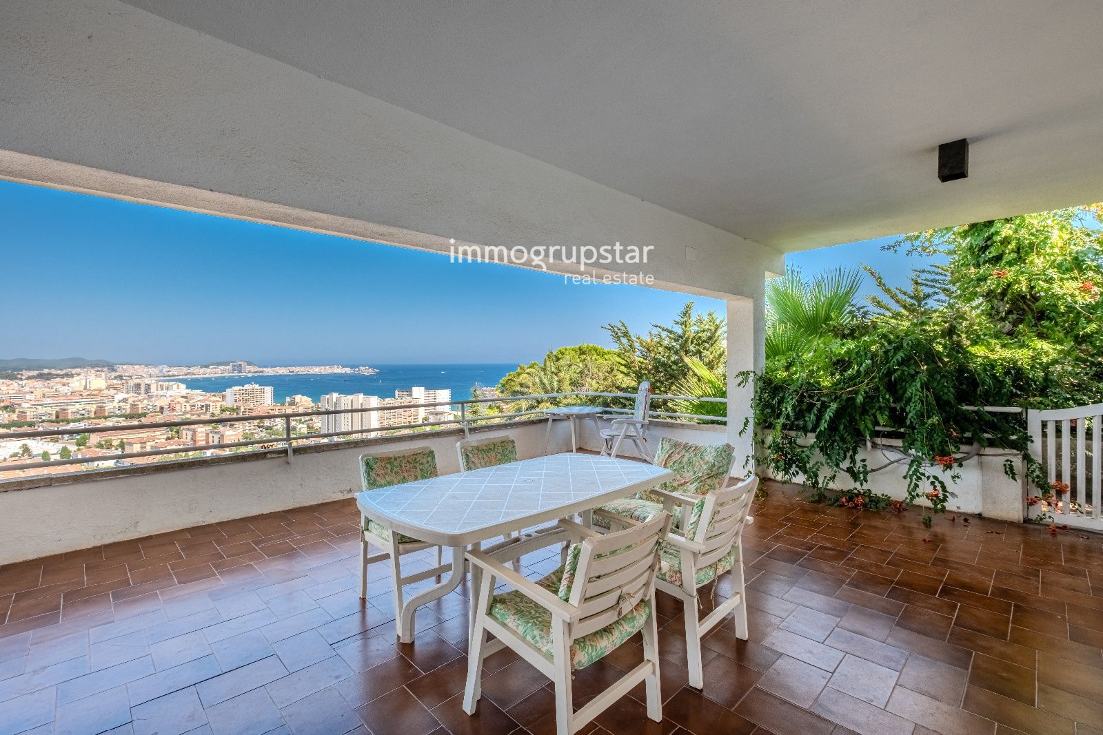 Espectacular Villa con vistas al mar en la urbanización Mas Vilà, Sant Antoni de Calonge. - Foto 10