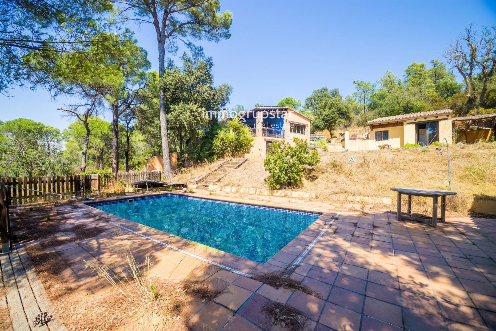 Casa rural con piscina y vistas panorámicas en Les Gavarres - Foto 2
