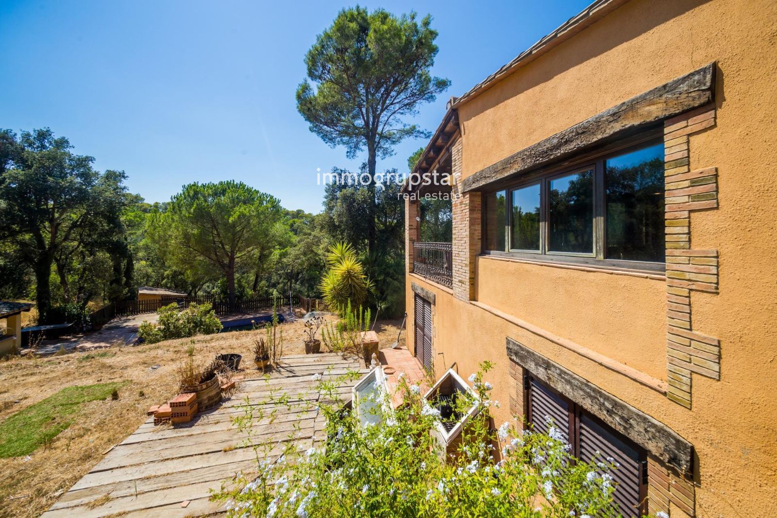 Casa rural con piscina y vistas panorámicas en Les Gavarres - Foto 4