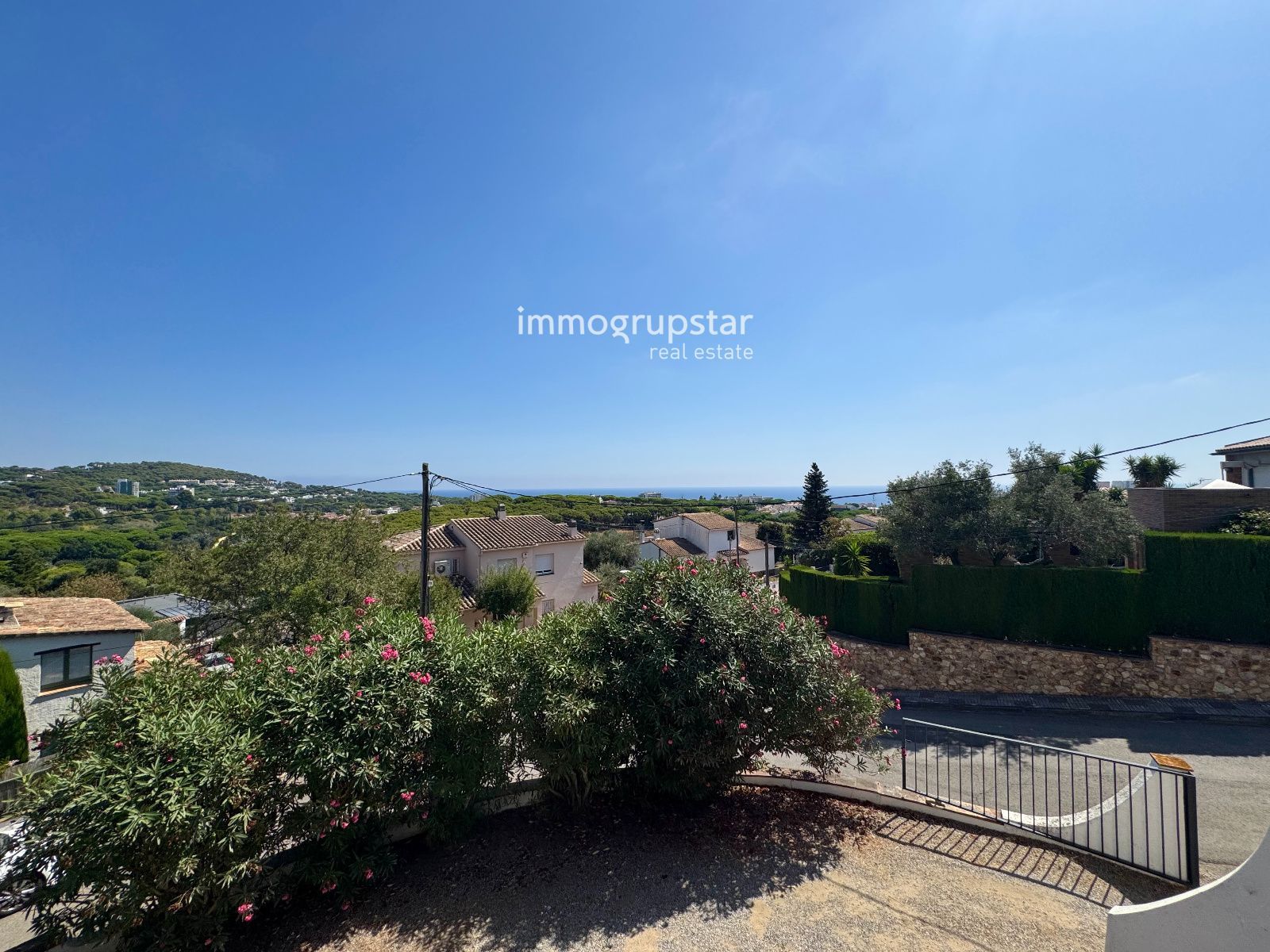 Casa adosada en el centro de Platja d’Aro con vistas al mar - Foto 11