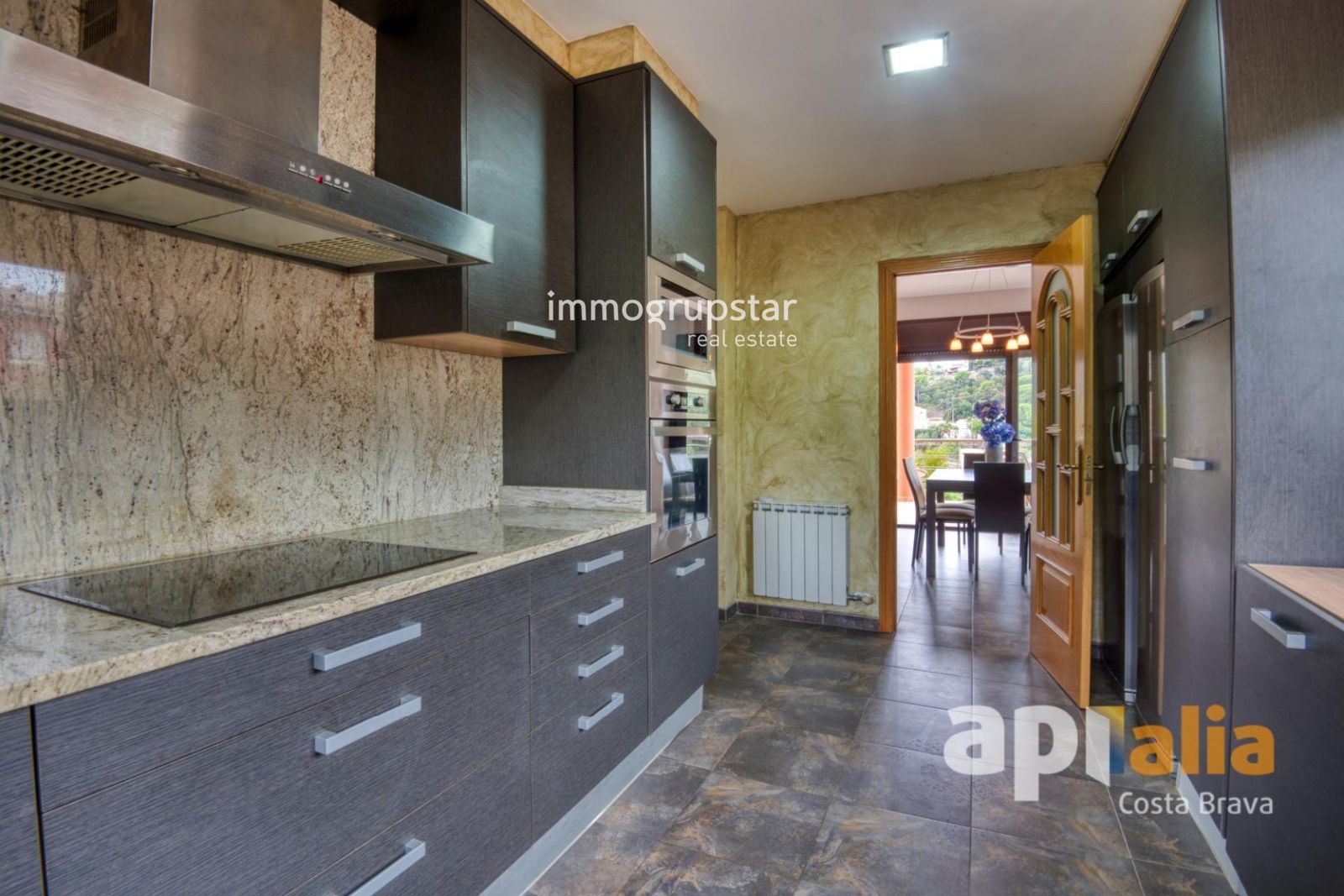 Ruim huis met zwembad en uitzicht in Mas Pere, Calonge. - Foto 12