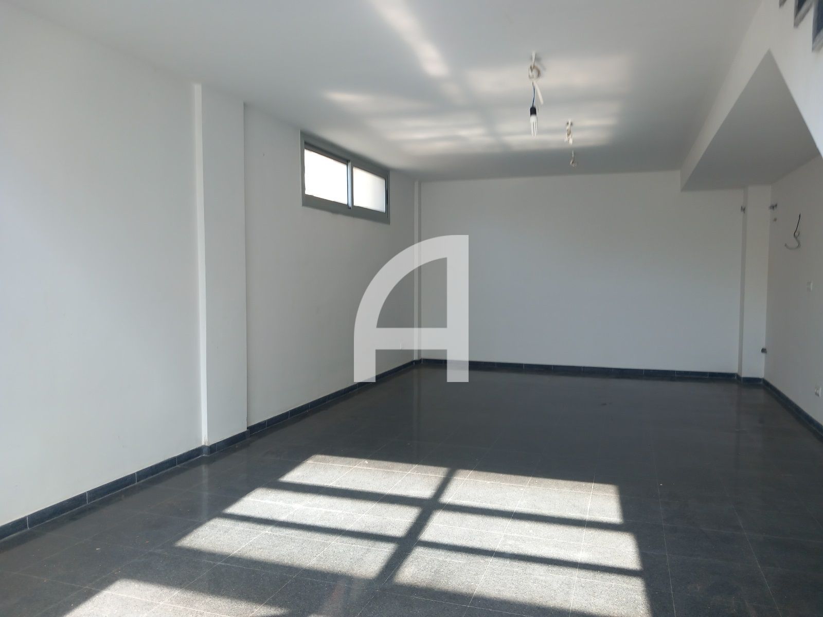 Local Comercial en alquiler Molins De Rei, Barcelona. Ref: 10598. GuinotPrunera