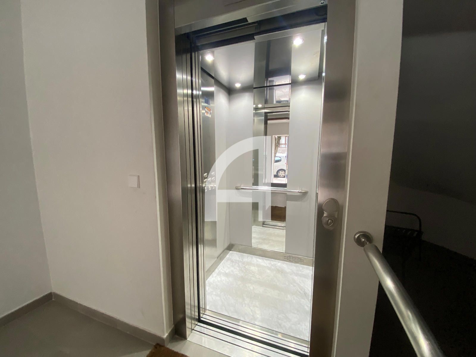 Ascensor edificio 