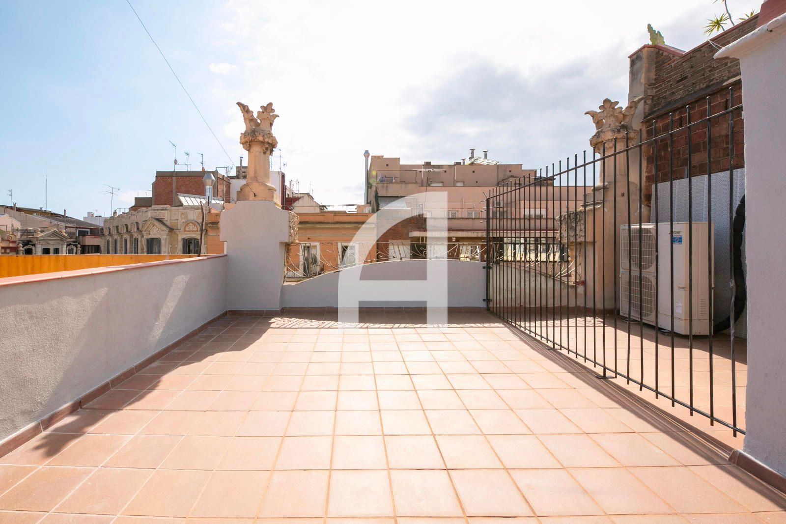 Ático en venta Barcelona. Ref: 15155. GuinotPrunera