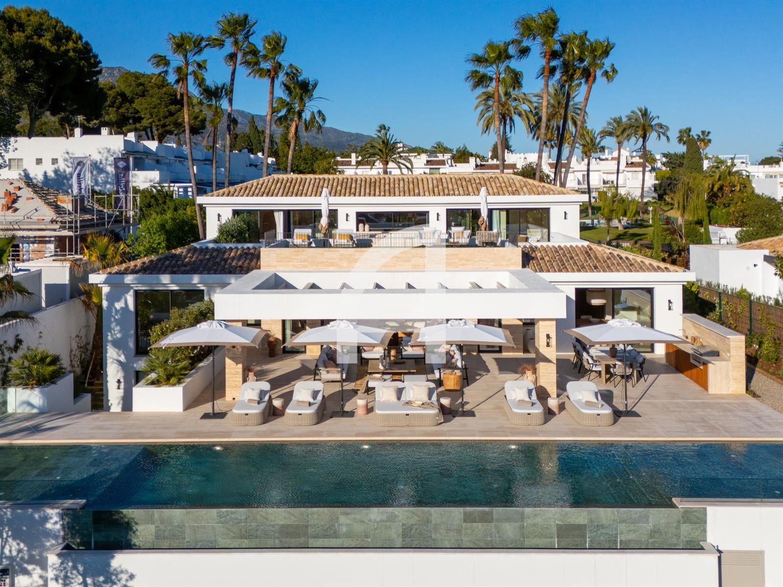 Chalet Independiente en venta Marbella, Málaga. Ref: 15324. GuinotPrunera