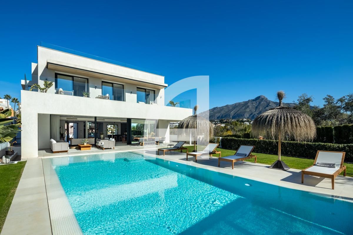 Chalet Independiente en venta Marbella, Málaga. Ref: 15412. GuinotPrunera