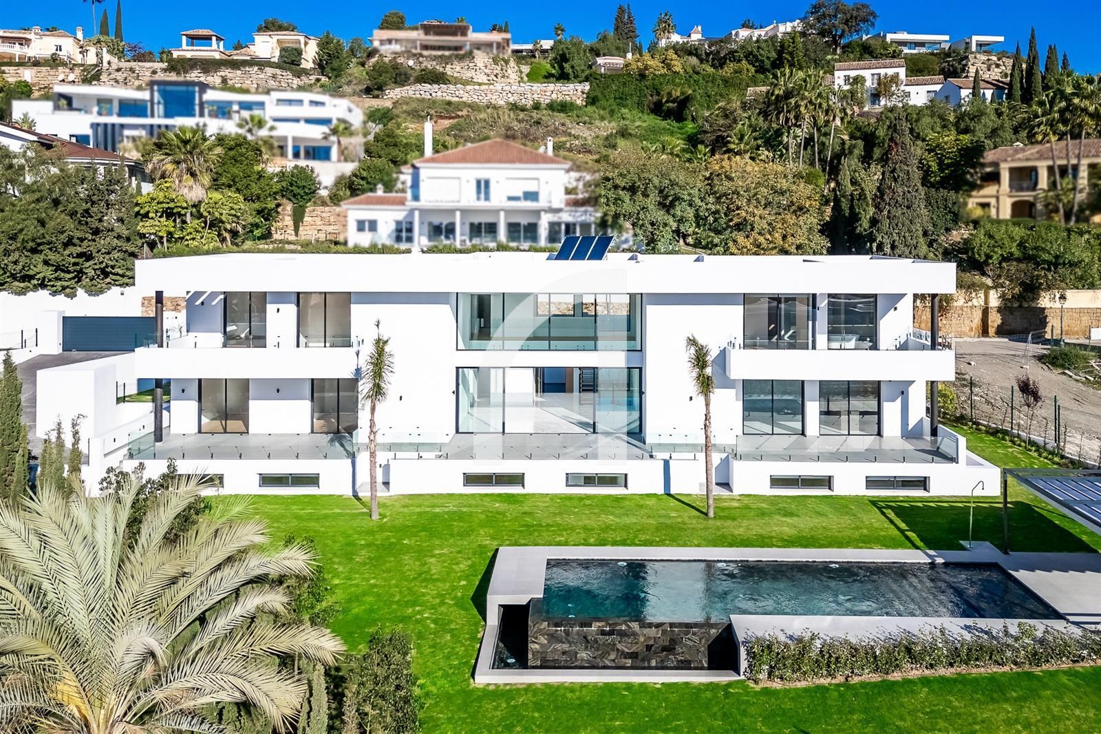 Chalet Independiente en venta Estepona, Málaga. Ref: 15422. GuinotPrunera