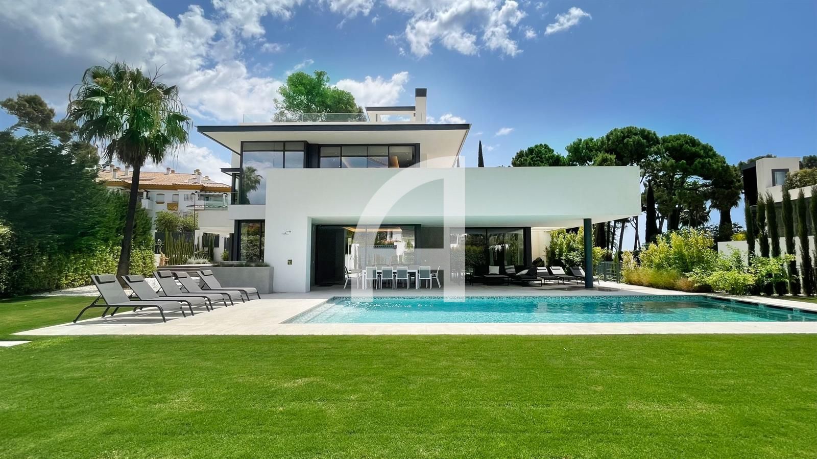 Chalet Independiente en venta Marbella, Málaga. Ref: 15444. GuinotPrunera