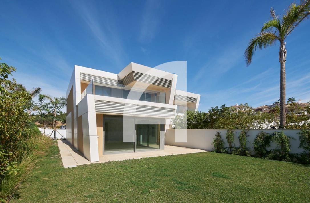 Chalet Independiente en venta Mijas Costa, Málaga. Ref: 15513. GuinotPrunera