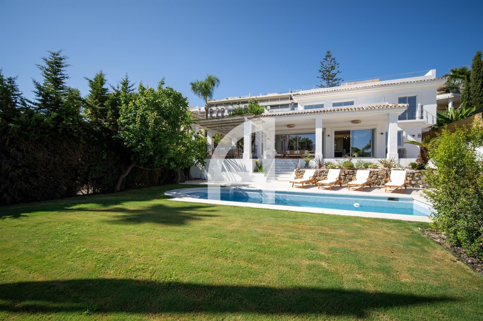 Chalet Independiente en venta Marbella, Málaga. Ref: 15551. GuinotPrunera