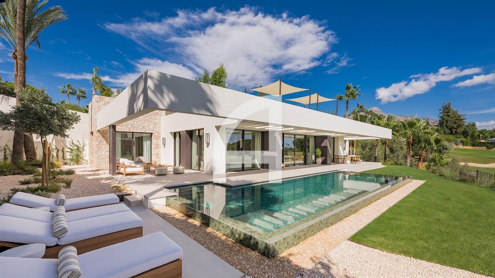 Chalet Independiente en venta Marbella, Málaga. Ref: 15616. GuinotPrunera