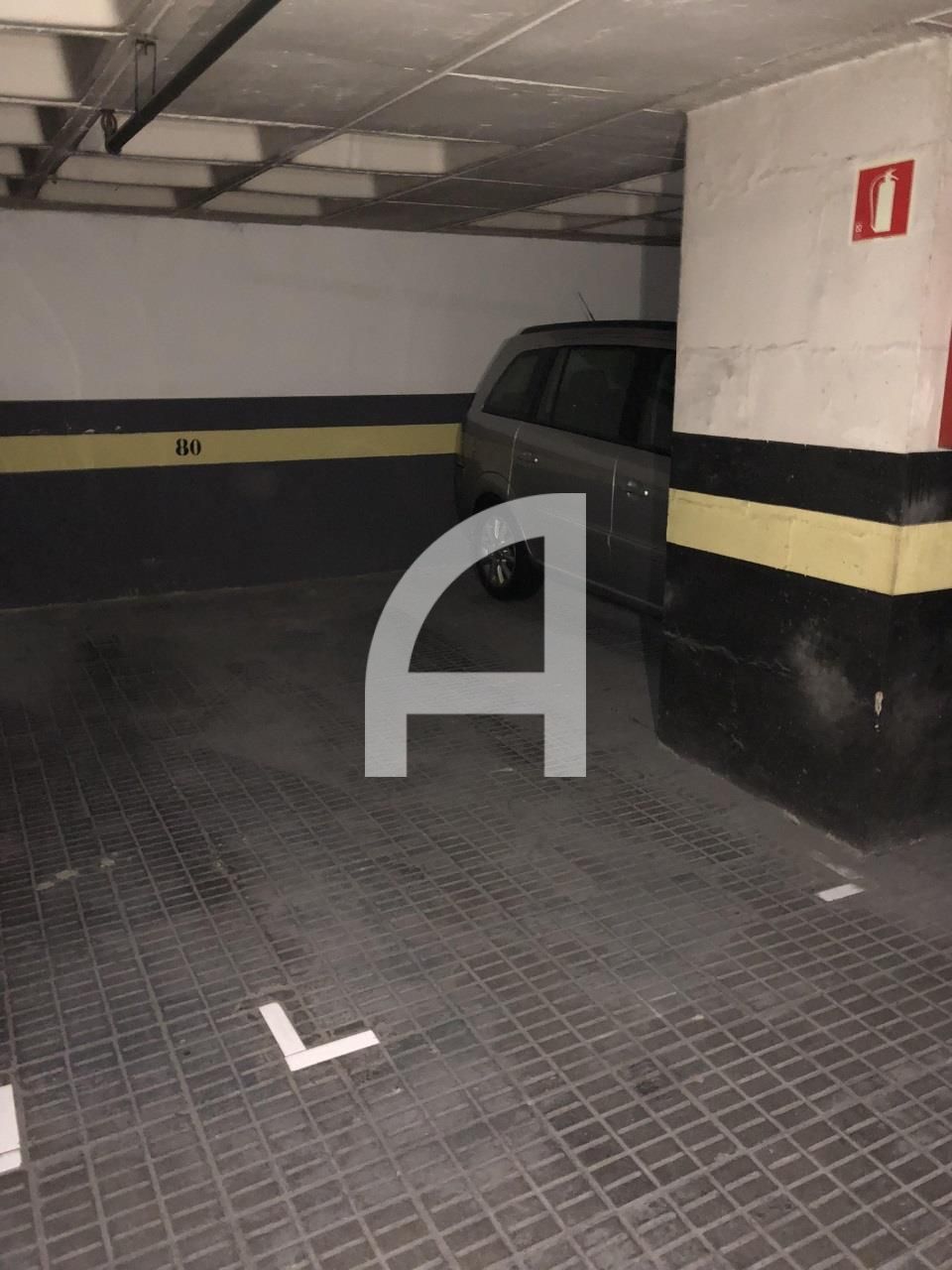 Garaje en alquiler Barcelona. Ref: 16075. GuinotPrunera