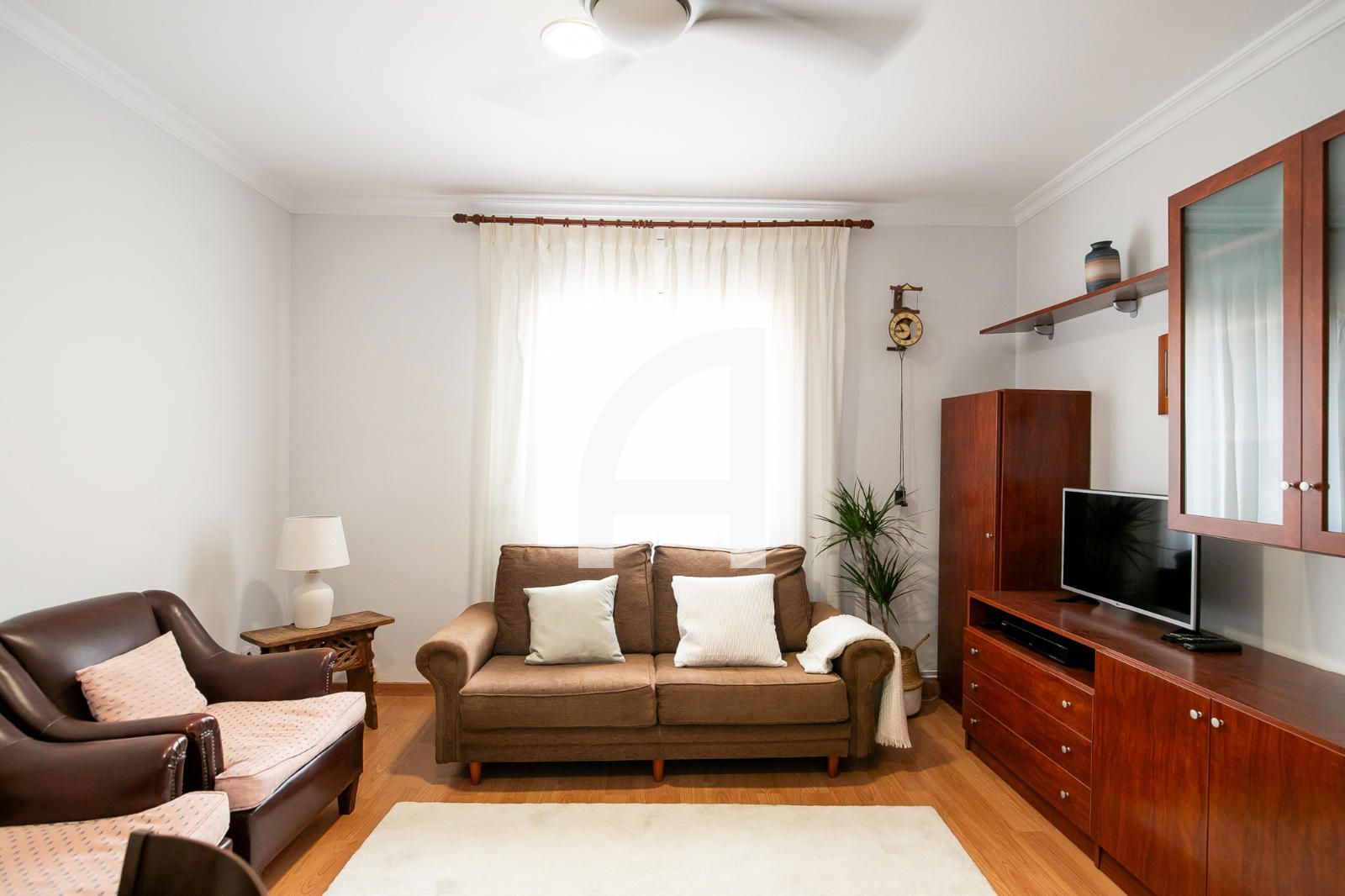 Piso en alquiler Barcelona. Ref: 16132. GuinotPrunera