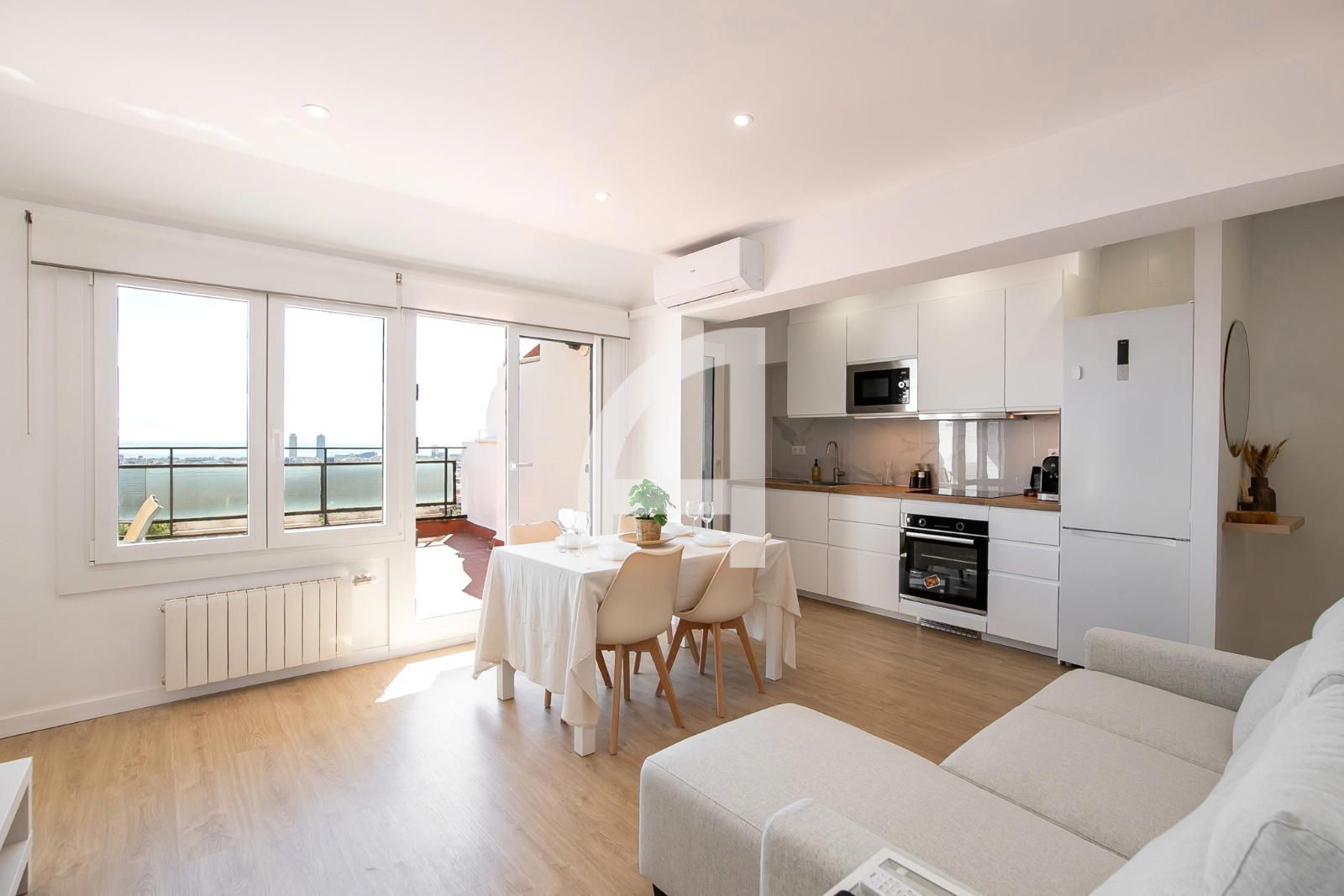 Piso en alquiler Barcelona. Ref: 16198. GuinotPrunera