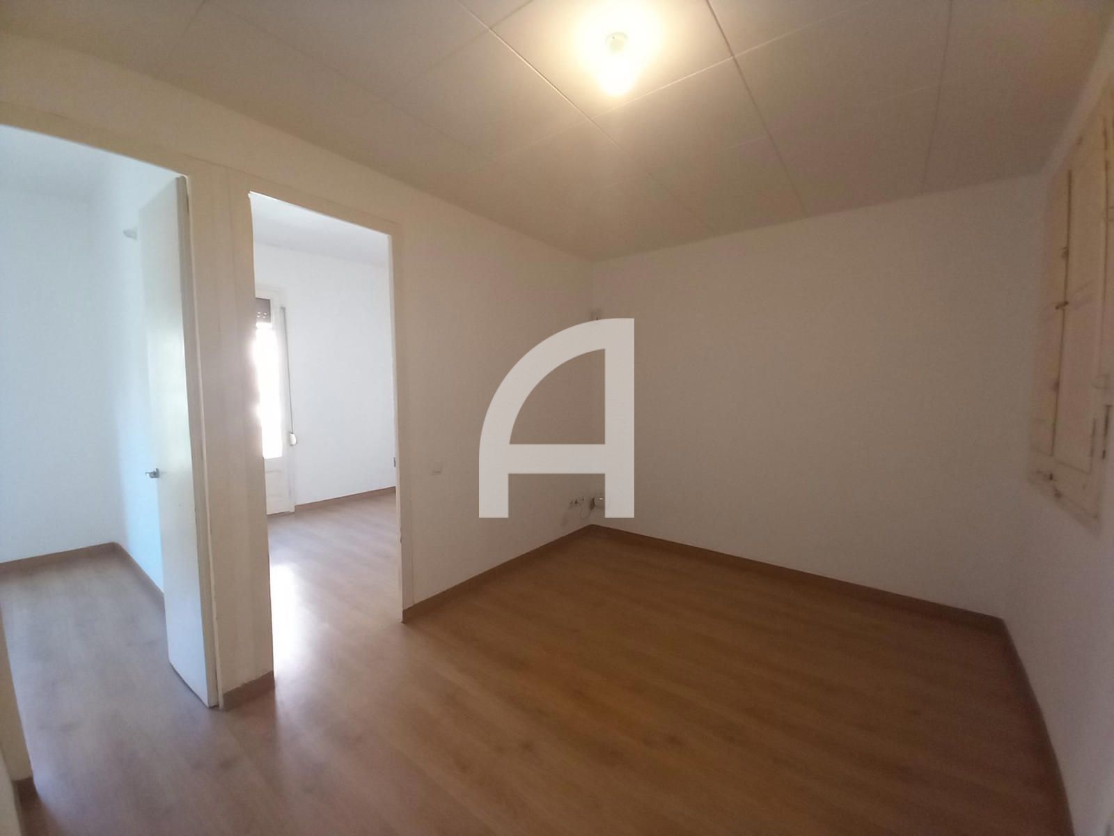 Piso en alquiler Barcelona. Ref: 16265. GuinotPrunera