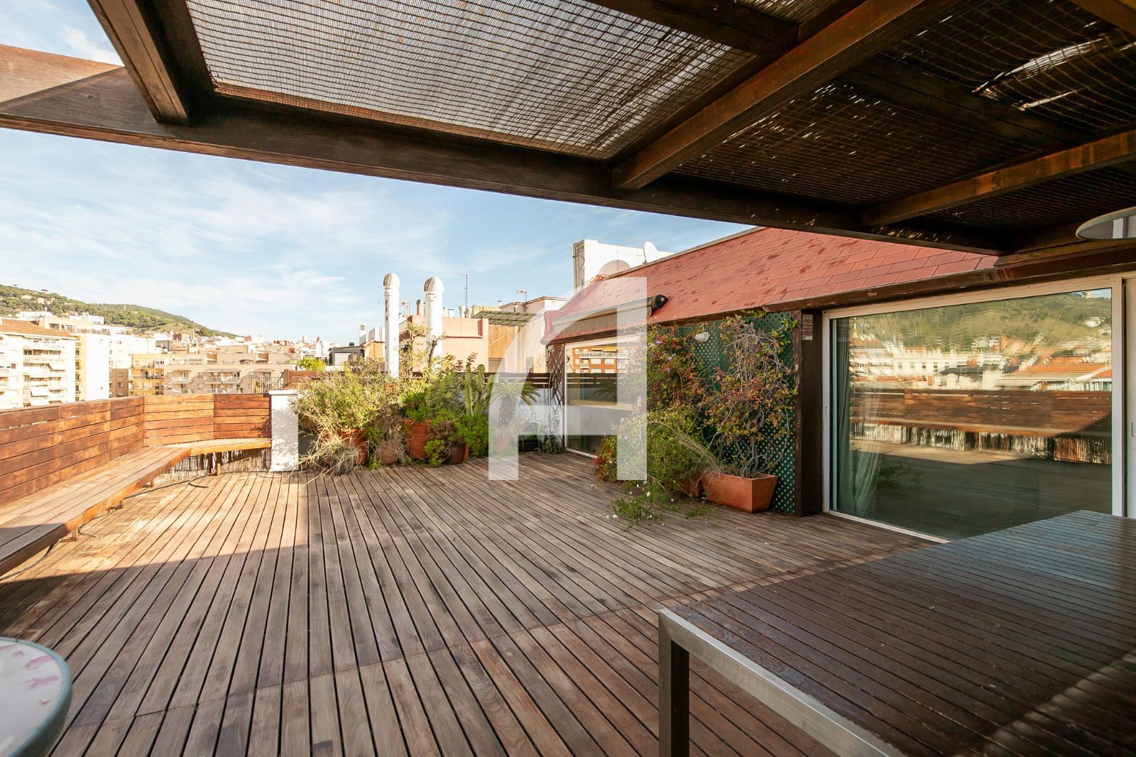 Ático en alquiler Barcelona. Ref: 16300. GuinotPrunera