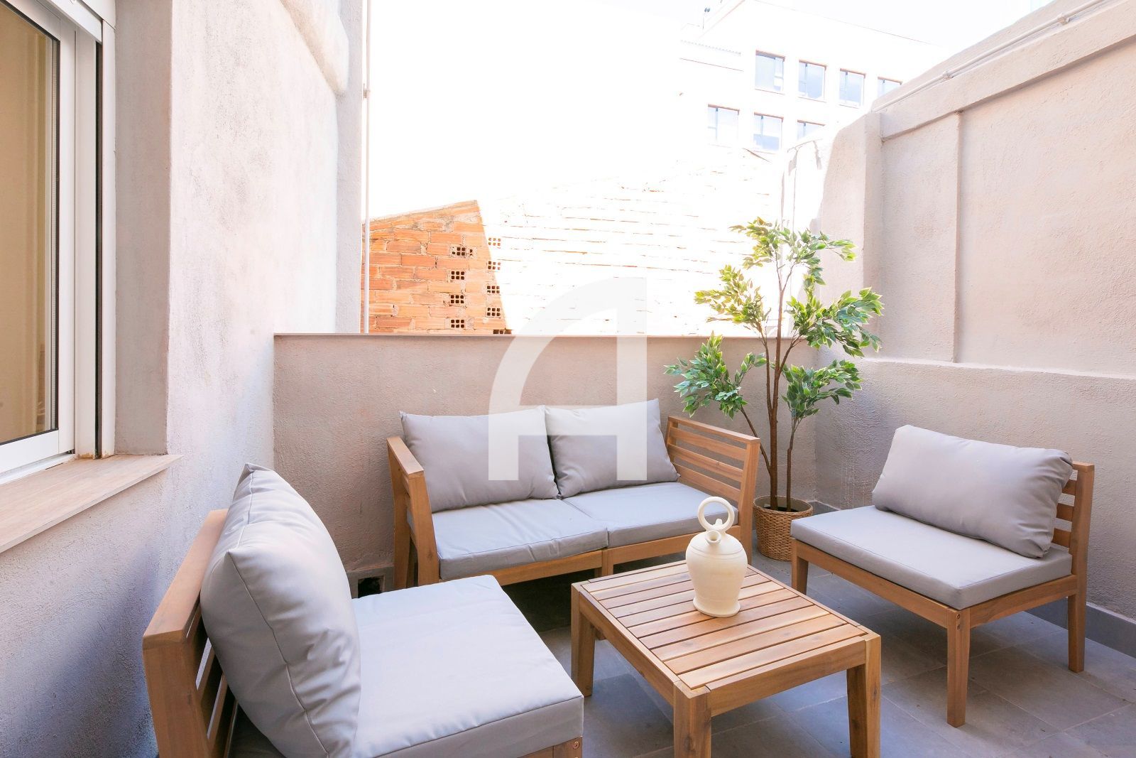 Piso en alquiler Barcelona. Ref: 16323. GuinotPrunera