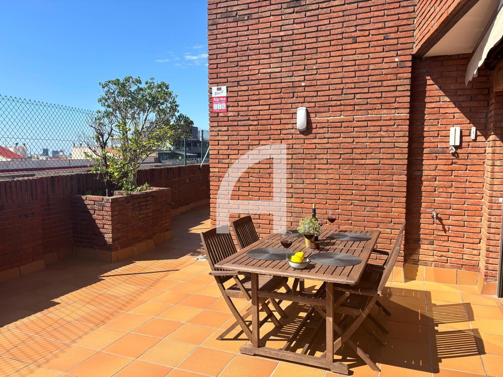 Ático en alquiler Barcelona. Ref: 16349. GuinotPrunera