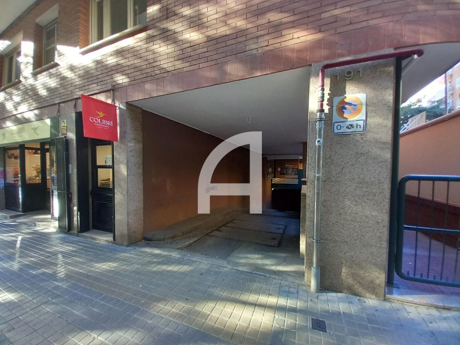 Garaje en alquiler Barcelona. Ref: 16496. GuinotPrunera