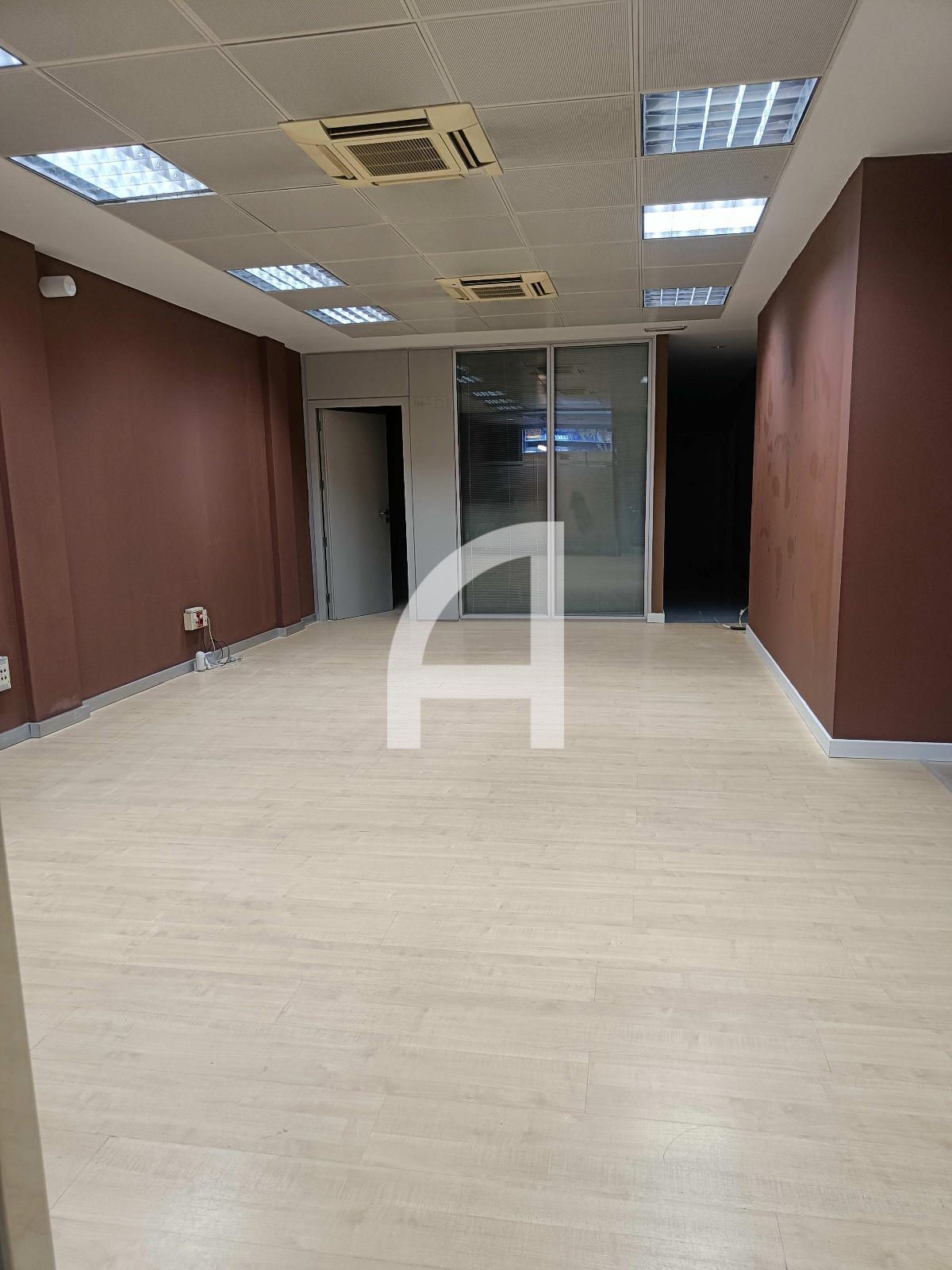 Comercial Premise for rent Molins De Rei, Barcelona. Ref: 16757. GuinotPrunera