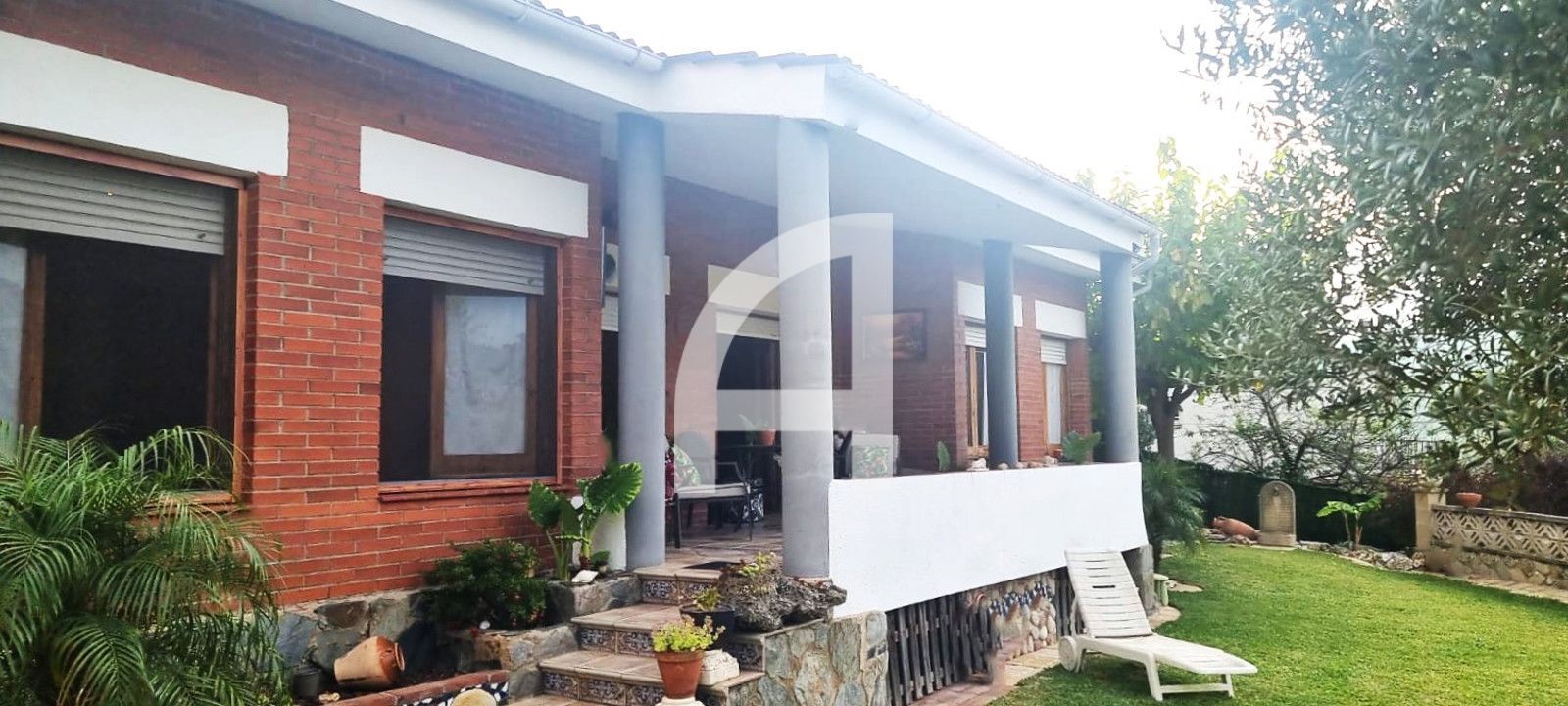 Chalet Independiente en venta Palafolls, Barcelona. Ref: 16804. GuinotPrunera
