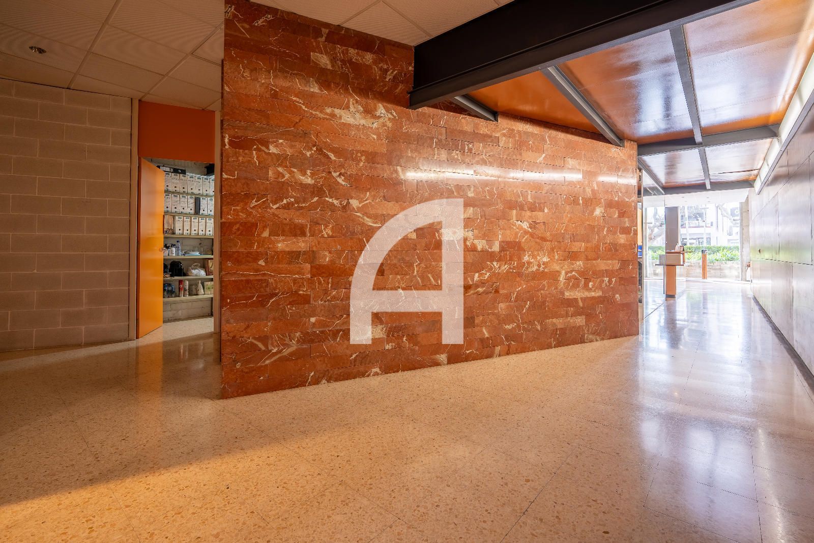 Local Comercial en lloguer Molins De Rei, Barcelona. Ref: 16824. GuinotPrunera