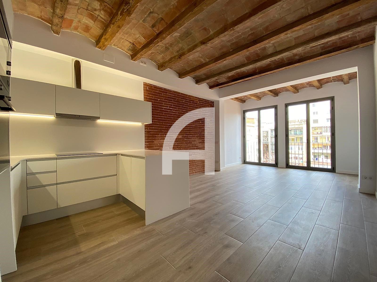 Piso en alquiler Barcelona. Ref: 17202. GuinotPrunera