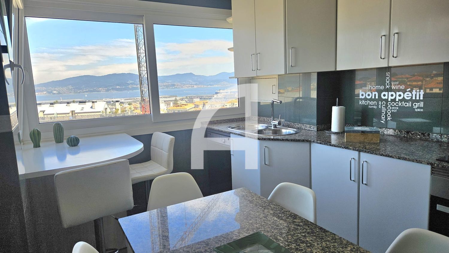 Piso en venta Vigo, Pontevedra. Ref: 17263. GuinotPrunera