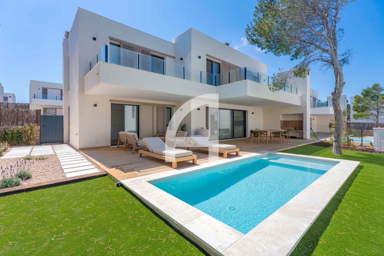 Chalet Independiente en venta Es Mercadal, Baleares. Ref: 17315. GuinotPrunera