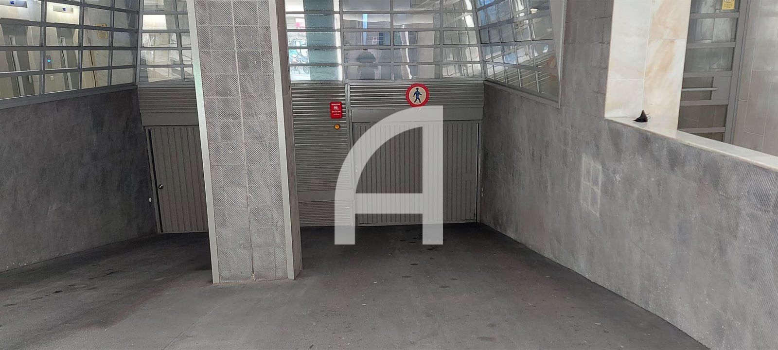Garage for rent Barcelona. Ref: 29227. GuinotPrunera