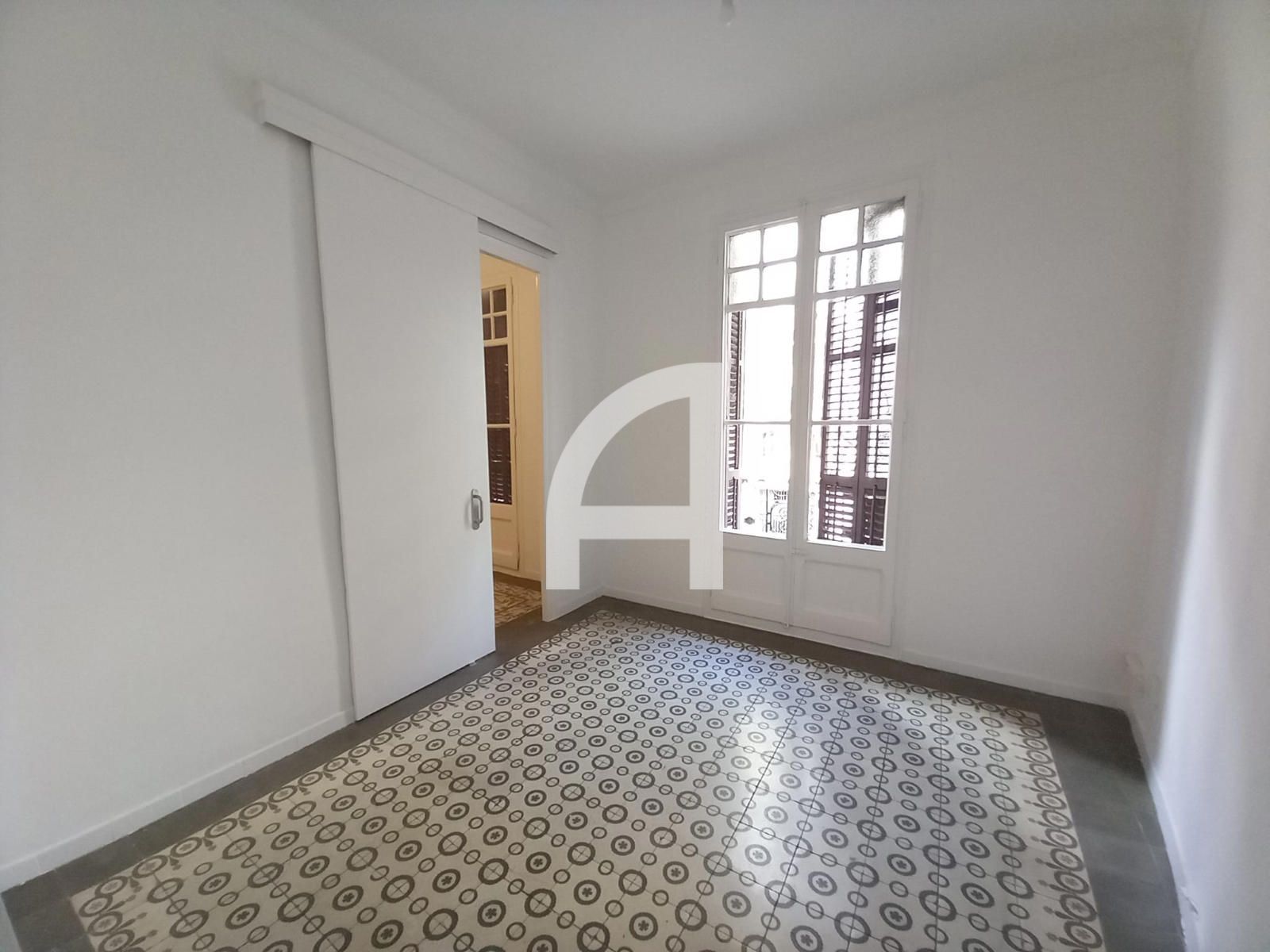 Piso en alquiler Barcelona. Ref: 31545. GuinotPrunera