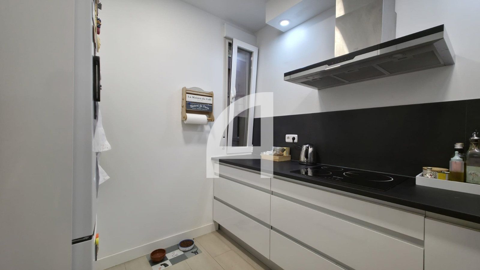 HOGAR PRÁCTICO EN UN ENTORNO PRIVILEGIADO - Foto 6